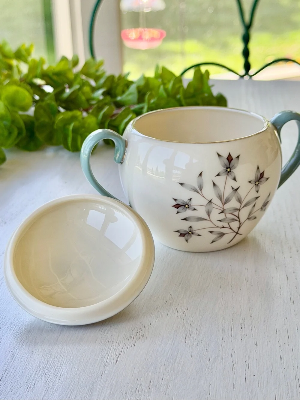 VINTAGE, LENOX, “KINGSLEY”, FINE BONE CHINA, SUGAR BOWL WITH LID & CREAMER.